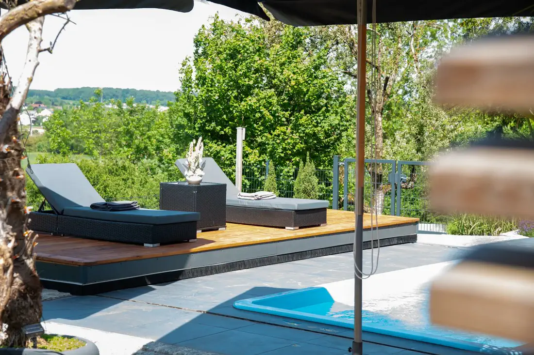 Pool-Deck